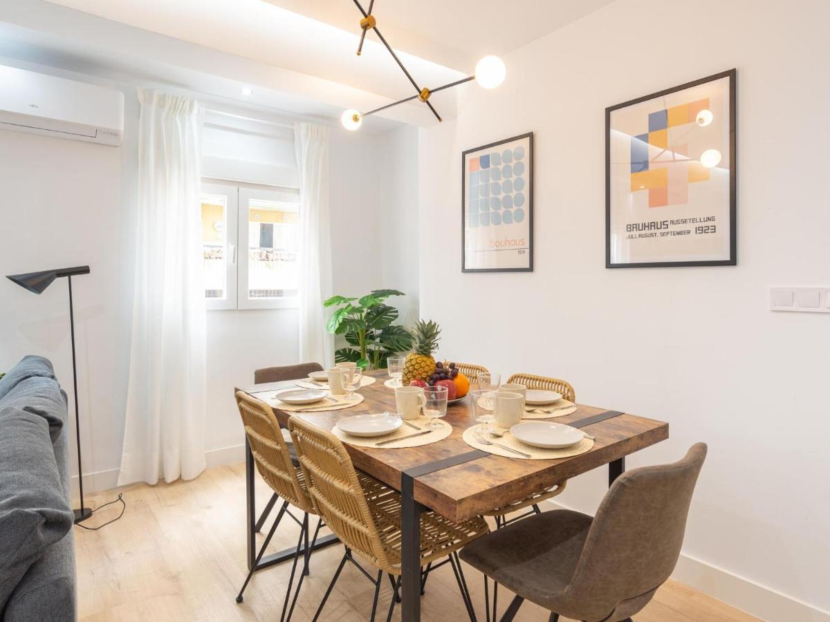 Gorgeous Renovated Apartment 2Br Ac Malaga Exterior photo