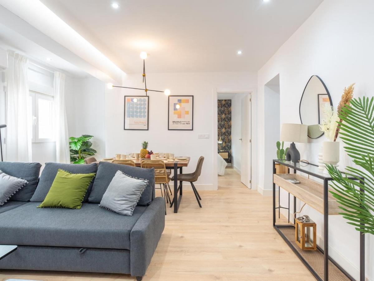 Gorgeous Renovated Apartment 2Br Ac Malaga Exterior photo