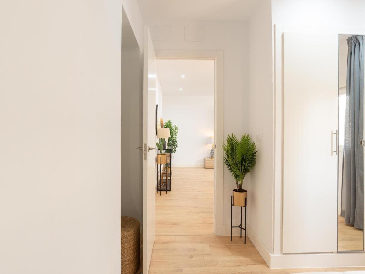 Gorgeous Renovated Apartment 2Br Ac Malaga Exterior photo